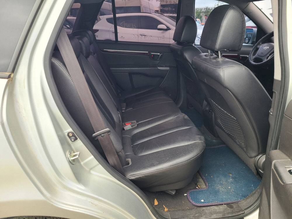 HYUNDAI SANTA FE 2011