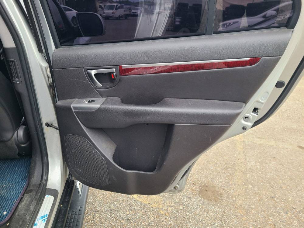 HYUNDAI SANTA FE 2011