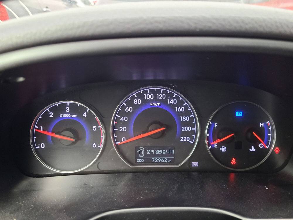 HYUNDAI SANTA FE 2011