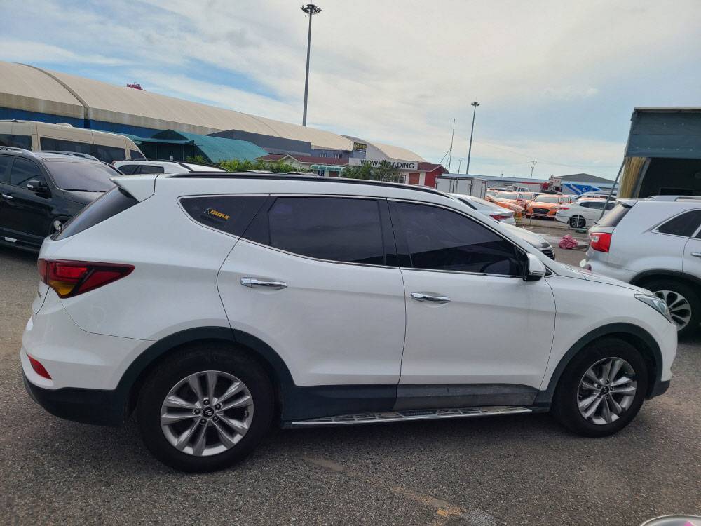 HYUNDAI SANTA FE 2017
