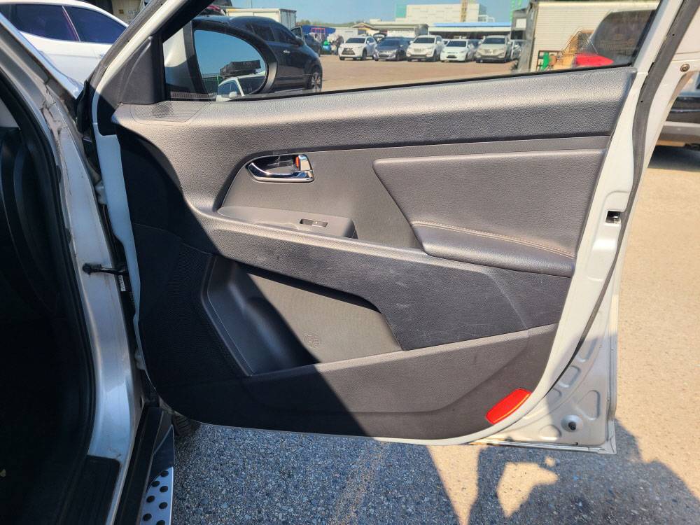 KIA SPORTAGE 2012
