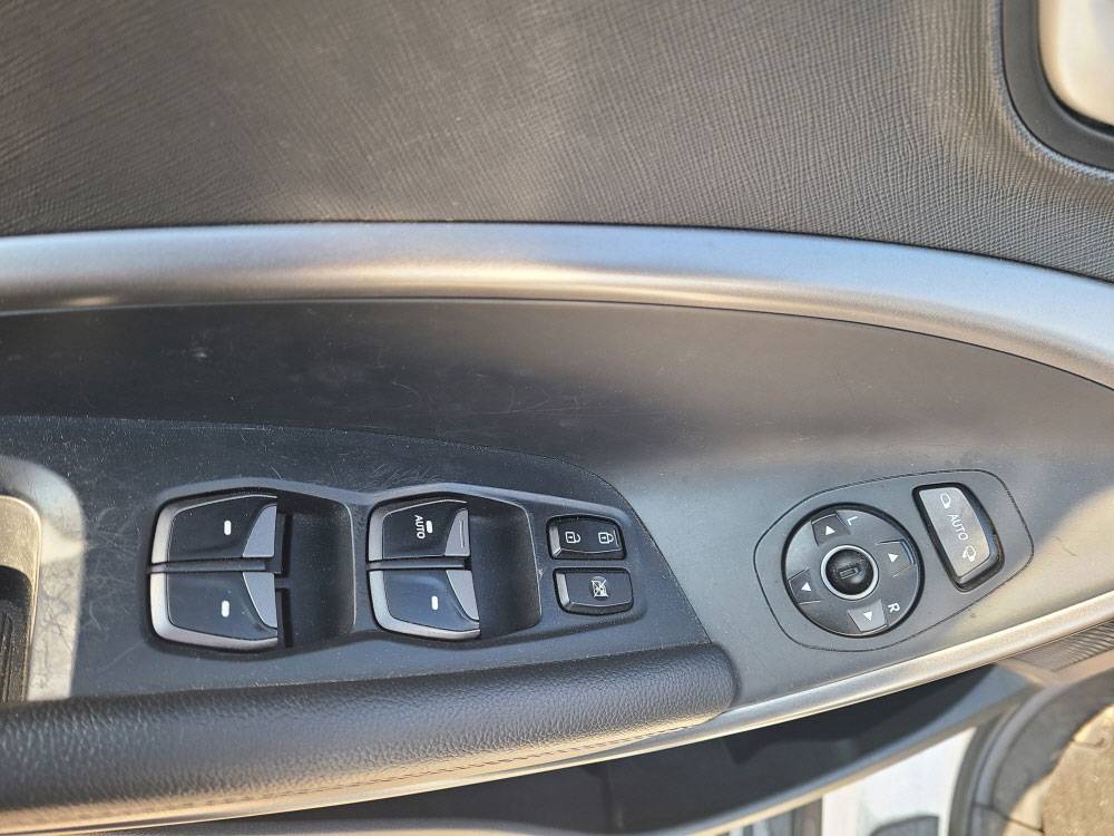 HYUNDAI SANTA FE 2015