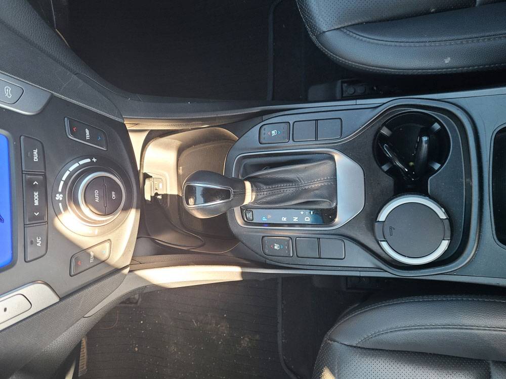 HYUNDAI SANTA FE 2015