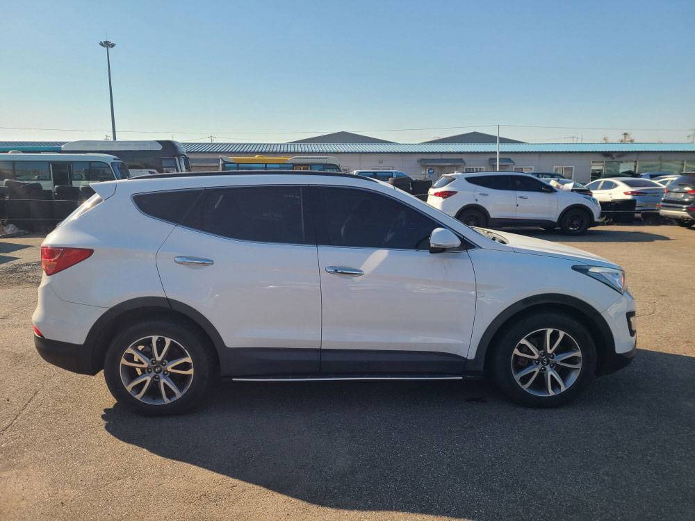 HYUNDAI SANTA FE 2015