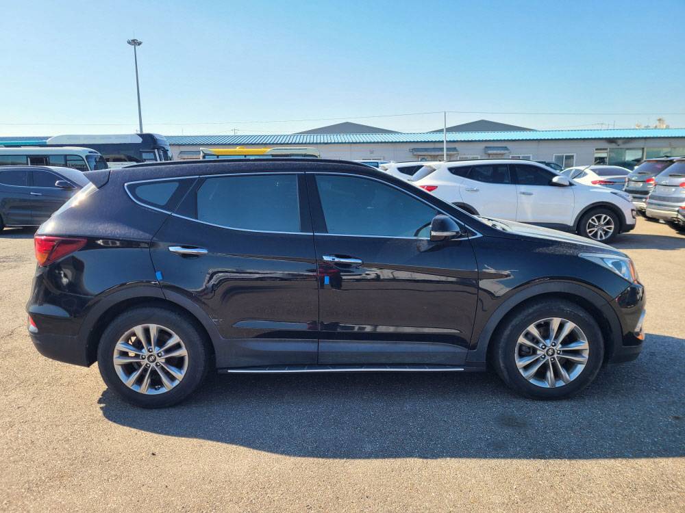HYUNDAI SANTA FE 2016