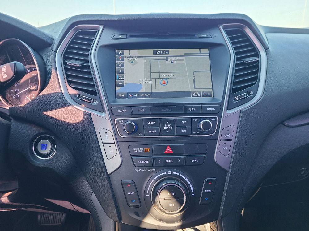 HYUNDAI SANTA FE 2017