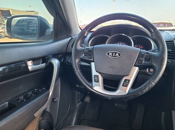 KIA SORENTO 2011
