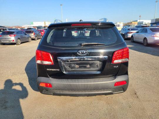 KIA SORENTO 2011