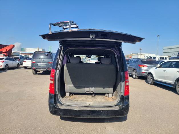 HYUNDAI GRAND STAREX 2019