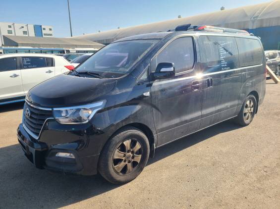 HYUNDAI GRAND STAREX 2019