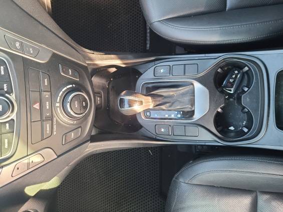 HYUNDAI SANTA FE 2015