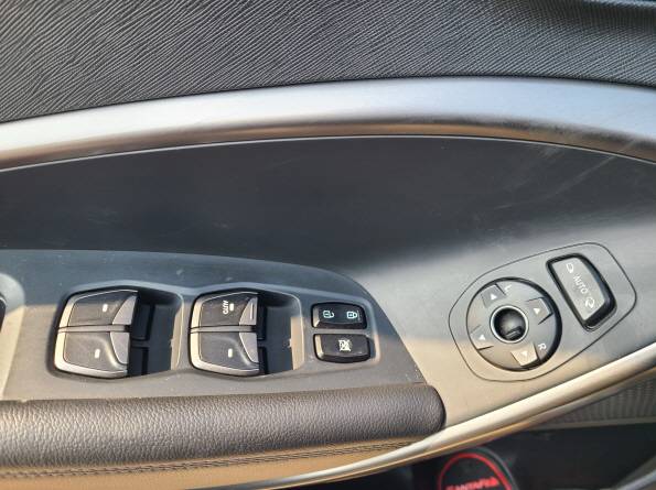 HYUNDAI SANTA FE 2015