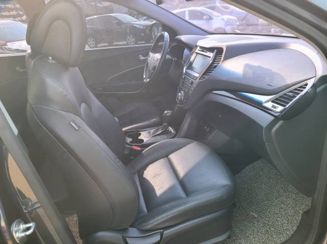 HYUNDAI SANTA FE 2015