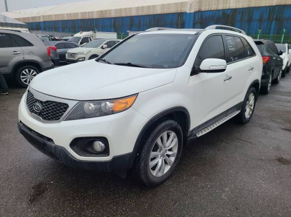 KIA SORENTO 2011