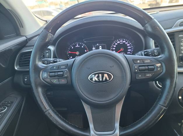 KIA SORENTO 2016
