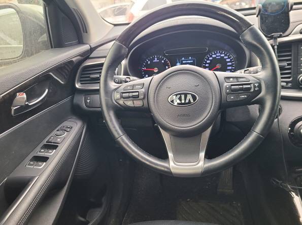 KIA SORENTO 2016