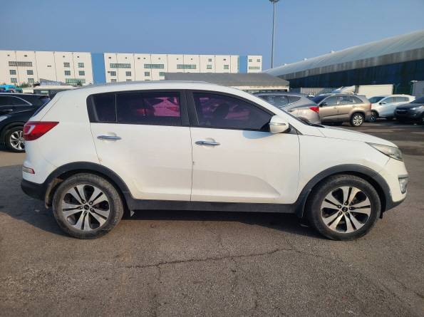 KIA SPORTAGE 2013