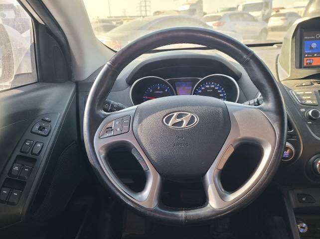 HYUNDAI TUCSON 2015