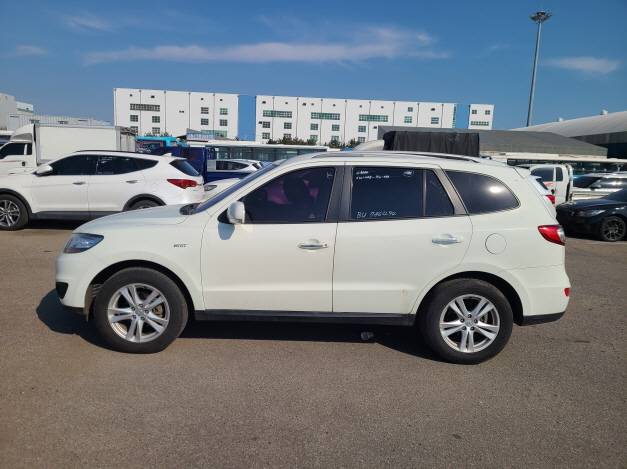 HYUNDAY SANTAFE 2011