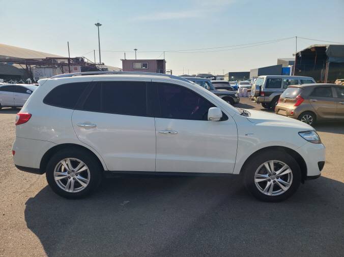 HYUNDAY SANTAFE 2011