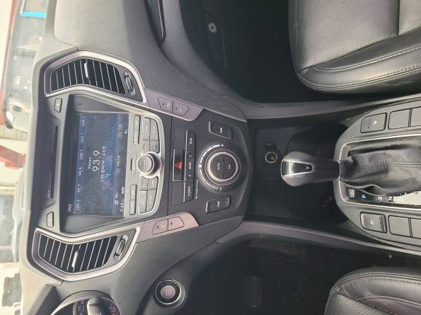 HYUNDAI SANTAFE 2013