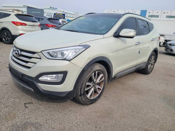 HYUNDAI SANTAFE 2013