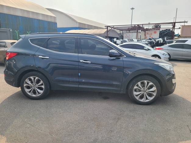 HYUNDAI SANTA FE 2013