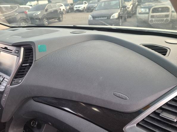 HYUNDAI SANTAFE 2013