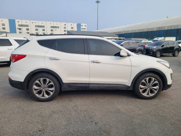 HYUNDAI SANTAFE 2013