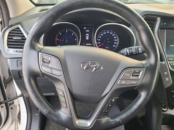 HYUNDAI SANTAFE 2013