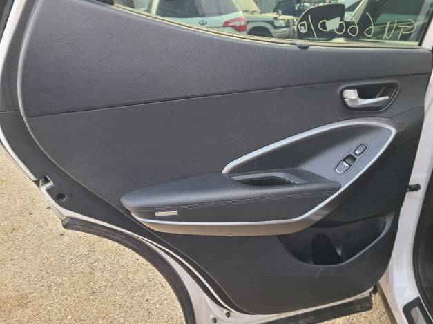 HYUNDAI SANTAFE 2016