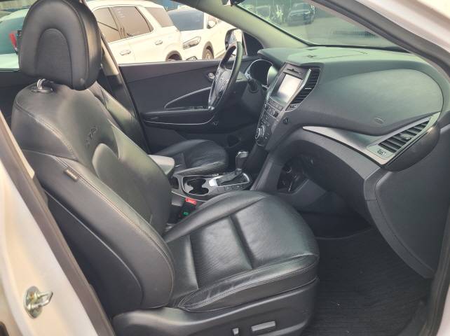 HYUNDAI SANTAFE 2016
