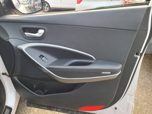 HYUNDAI SANTAFE 2016