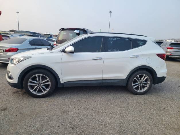 HYUNDAI SANTAFE 2016
