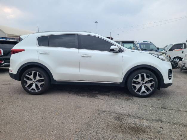 KIA SPORTAGE 2016