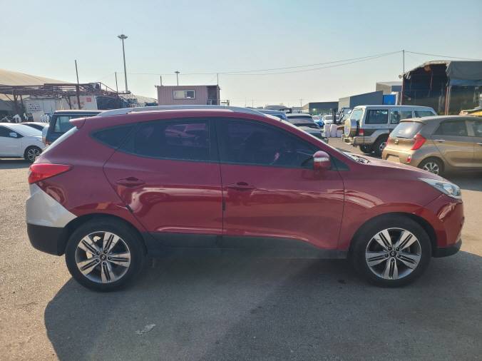 HYUNDAI TUCSON 2015