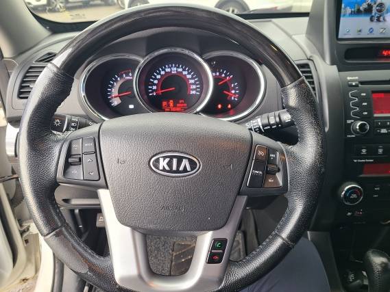 KIA SORENTO 2011