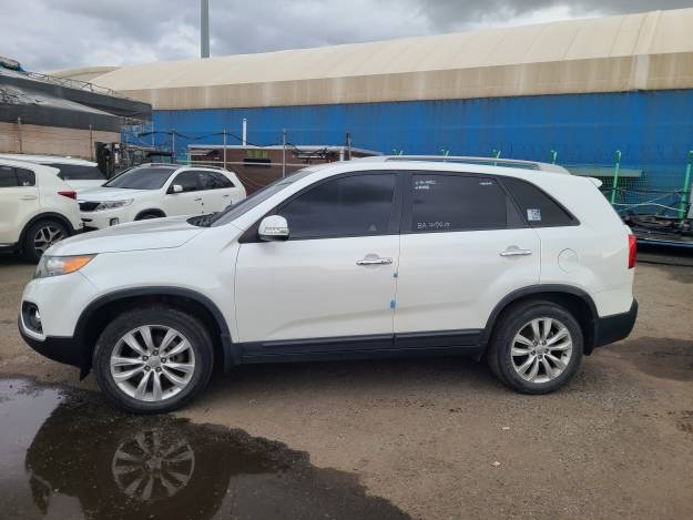 KIA SORENTO 2011