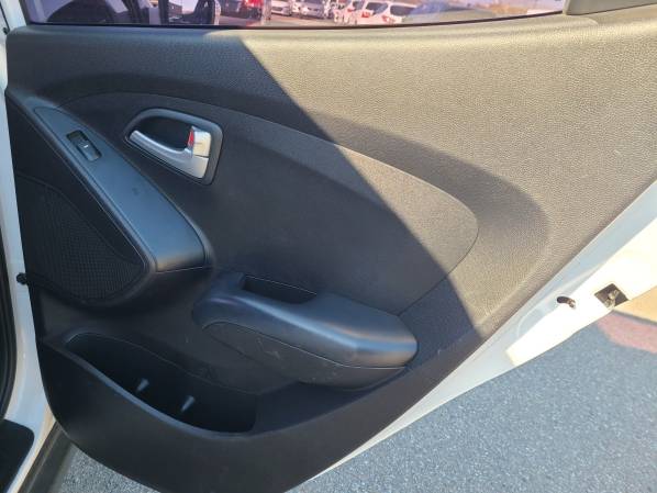 HYUNDAI TUCSON 2015