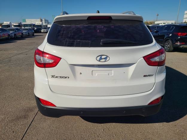 HYUNDAI TUCSON 2015